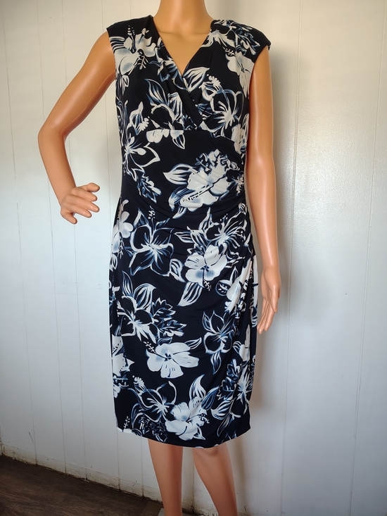 Ralph Lauren Dresses & Skirts - Lauren Ralph Lauren Blue White Floral Ruched Faux Wrap Jersey Dress Size 12